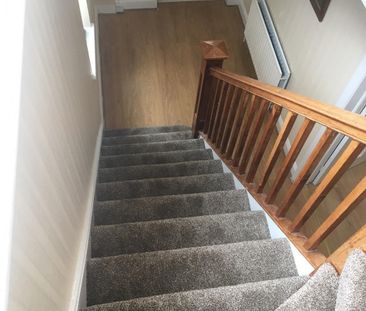 3 Bed Semi-Detached House, Hillfield Avenue, NW9 - Photo 2