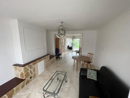 4 bedroom semi-detached house to rent - Photo 3