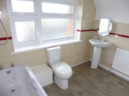 2 bedroom house to rent Sheila Crescent, Spalding, PE11 - Photo 5
