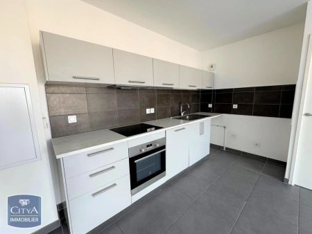 Appartement à louer 3 pièces 63.33m² - Photo 2