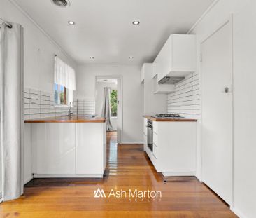 24 Berberis Crescent, Frankston, VIC 3199 - Photo 5