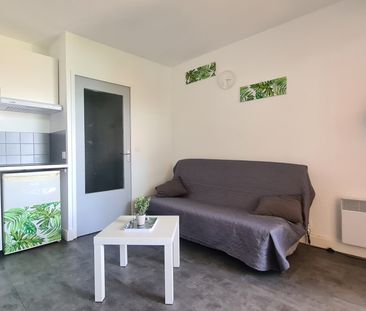 Location Appartement 1 pièce 19m² BANDOL 83150 - Photo 1