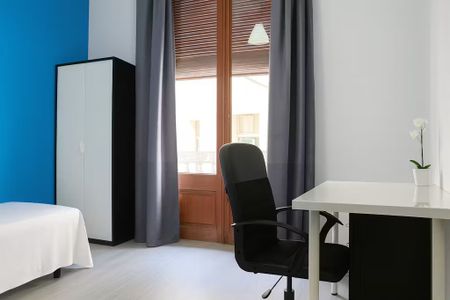 Carrer Ample, Barcelona, Catalonia 08002 - Photo 2