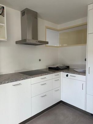 Wohnung mit Möglichkeit zur gewerblichen Nutzung im Zentrum - Photo 1