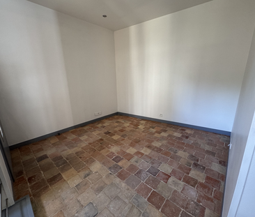 Location Appartement 1 pièce 28m² - Photo 2