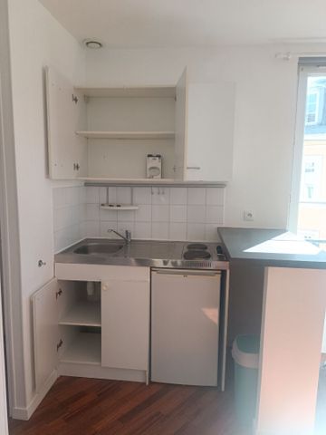 Location Appartement 1 pièce 28m² - Photo 4
