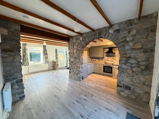 Glen Road, West Cross, Swansea, SA3 - Photo 1