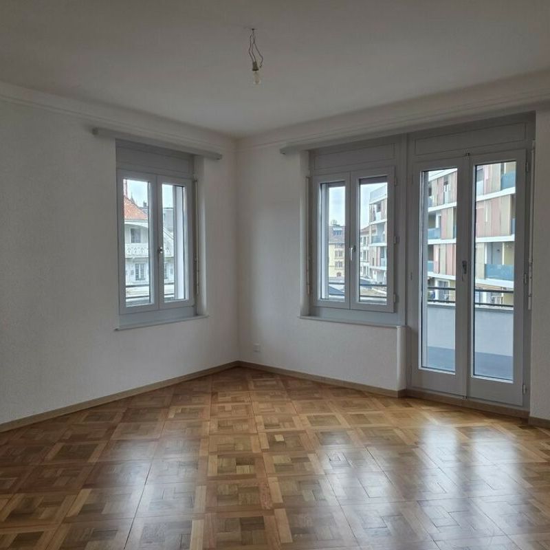 Appartement de 5,5 pièces à CHF 1'990.-/mois charges comprises - Photo 1