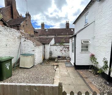 1 bedroom terraced house to rent - Photo 4