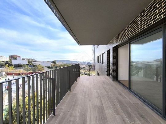 3 bedroom luxury Flat for rent in Esplugues de Llobregat, Spain - Photo 1