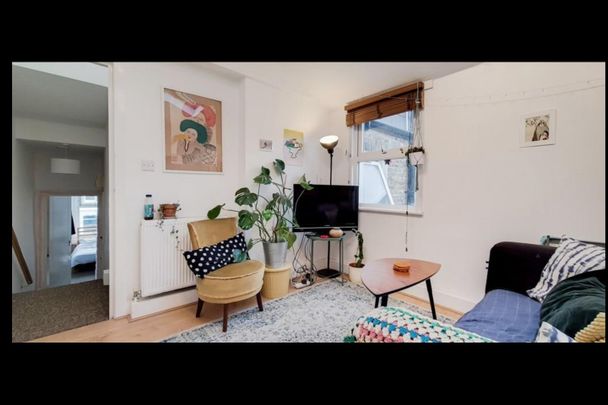 3 Bed Flat, Kyverdale Road, N16 - Photo 1
