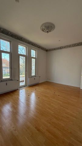 Stilvolle 2 Zimmer Altbauwohnung - Foto 3