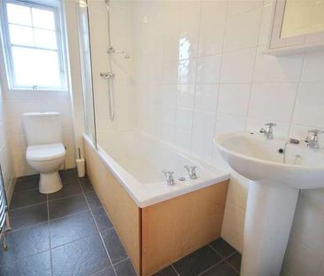 Warspite Close, Portsmouth, PO2 - Photo 2