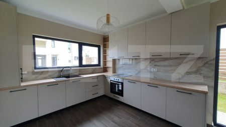 Casa pet friendly, 139mp, curte, 3 parcari, Dezmir - Fotografie 5