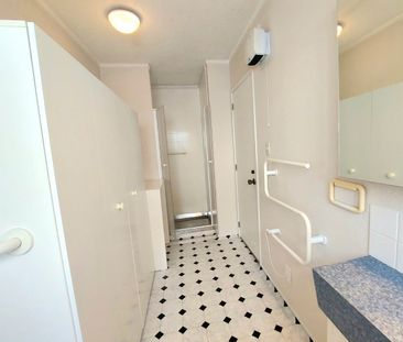 Sunny Ground-Floor Two-Bedroom Unit- Brown Street, Central Tauranga... - Photo 6