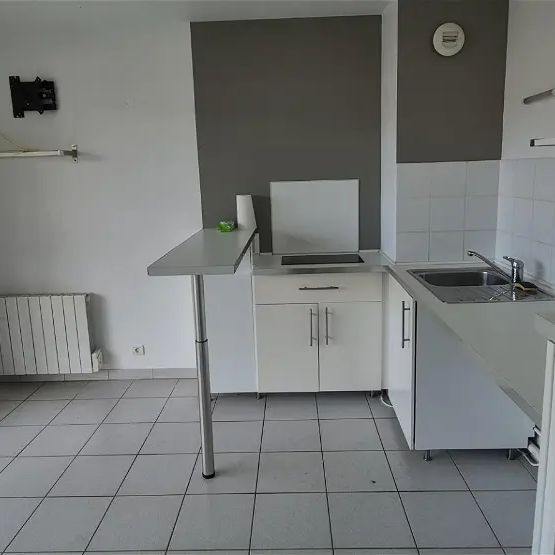 Location appartement 1 pièce - 21.96m² à Lambersart (59130) - Photo 1