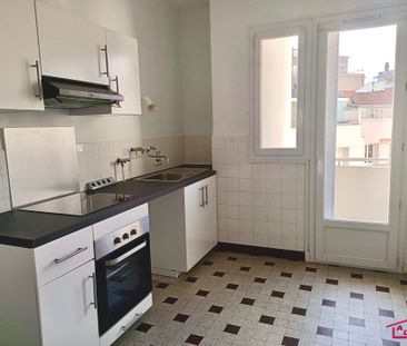 Location Appartement 3 pièces 71m² GRENOBLE 38100 - Photo 2