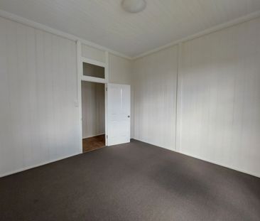 Renovated Heritage Style Home - Photo 3