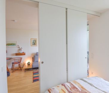 Viertel 2: Trabrennbahnausblick; Tischler-Meisterwerk! - Photo 6