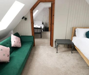 3 bedroom barn conversion to rent - Photo 3