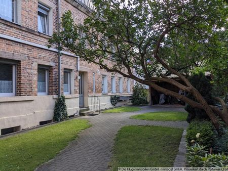 *** Besichtigung Dienstag, 20.8.2024 um 19 Uhr: 1,5 Zimmerwohnung in Nbg.-Südstadt - Photo 2