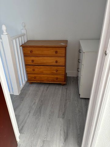 2 Bed Flat, Redecorated Ground And Lower Ground, RG1 - Photo 5