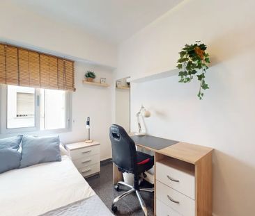 Carrer Aben al Abbar, Valencia, Valencian Community 46021 - Photo 6