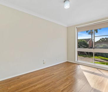 Ingleburn - Photo 6