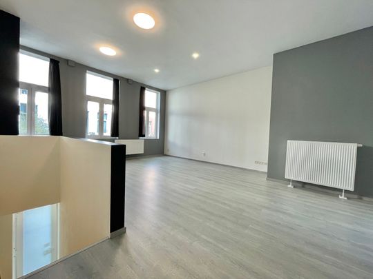 Prachtig gerenoveerd duplex-appartement nabij het station van Aalst - Foto 1