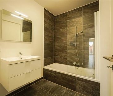 Appartement te huur - Photo 1