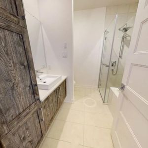 655 Boulevard Du Plateau (Plateau) Grand Tout Inclus 5 1/2 - Photo 3