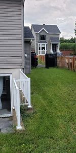 Appartement de 3 chambres à louer dans un duplex - Photo 3