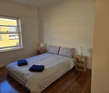 Elwood - Photo 6