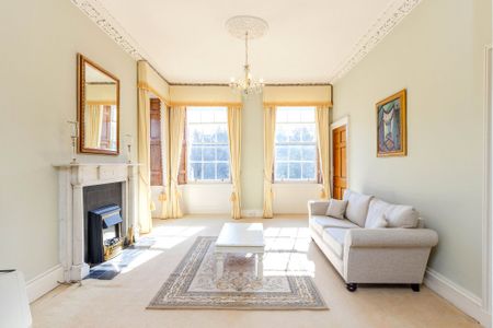 4 India Street - Photo 2