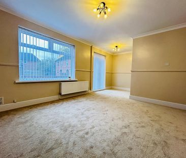 2 bedroom semi-detached house to rent - Photo 4