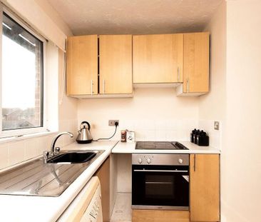 1 bedroom flat to rent - Photo 4