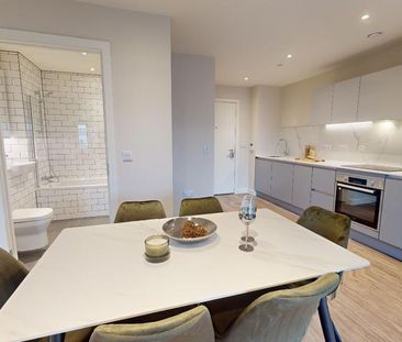 3 bedroom flat to rent - Photo 6