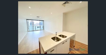 Stunning apartment in Adelaide's top location - Photo 3