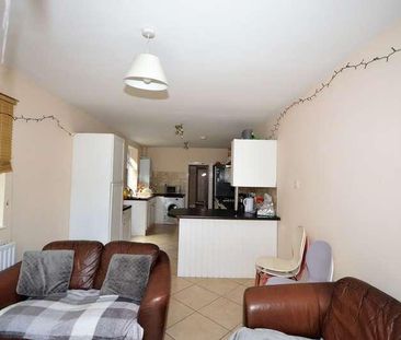 Sedgley Road, Winton, BH9 - Photo 1