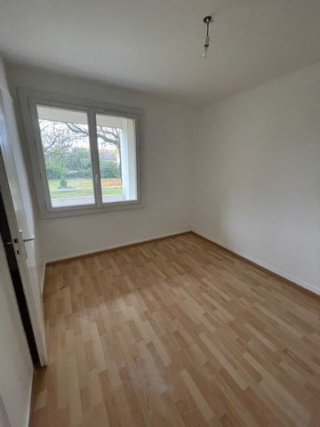 Location Appartement 4 pièces 68m² VAULX EN VELIN 69120 - Photo 4