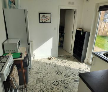 Room in a Shared House, Canterbury Grove, SE27 - Photo 6