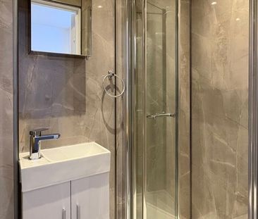 Studio Flat, Chichele Road, NW2 - Photo 4