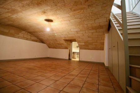 PALAIS GALLIEN - 1 CHAMBRE - 700 € - Photo 5