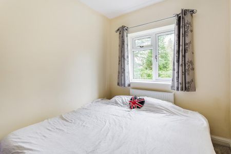 5 bedroom house to rent - Photo 2