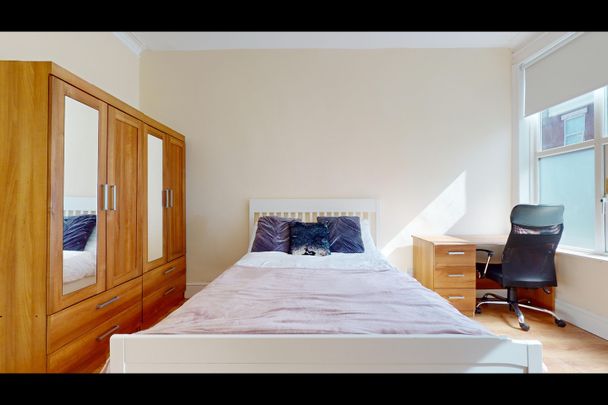 5 Bed Terraced House, Banff Road, M14 - Photo 1