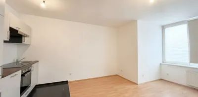 Schöne 1-Zimmer-Wohnung mit Top-Anbindung und Innenhofruhelage! Garagenplatz verfügbar! - Foto 2