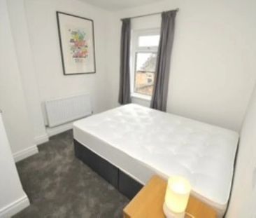 28 Sefton Park - Photo 4