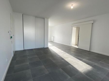 APPARTEMENT T3 71M - Photo 2