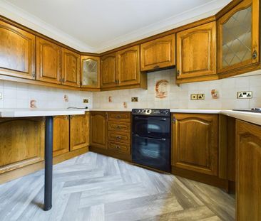 2 bedroom semi-detached house to rent - Photo 5