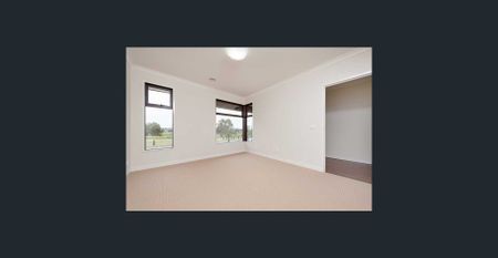 For Lease: Beautiful 4-Bedroom Family Home - Photo 3